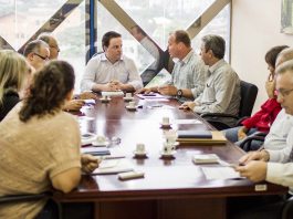 Reunião ocorreu no gabinete do vice-prefeito, Rodrigo Coelho